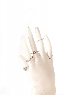 5 Pieces Asssorted Fashionable Ring Set RZ320006 GOLD